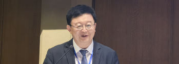 Prof Daping Chu